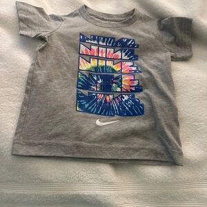 Nike toddler boys Gray Tee with Colorful Tie-Dye Graphic logo 2T short sleeve